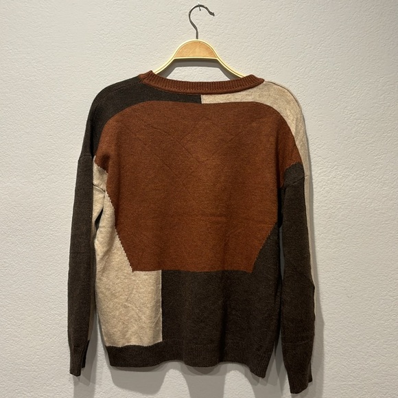 Boho sweather, size: M - Picture 2 of 2